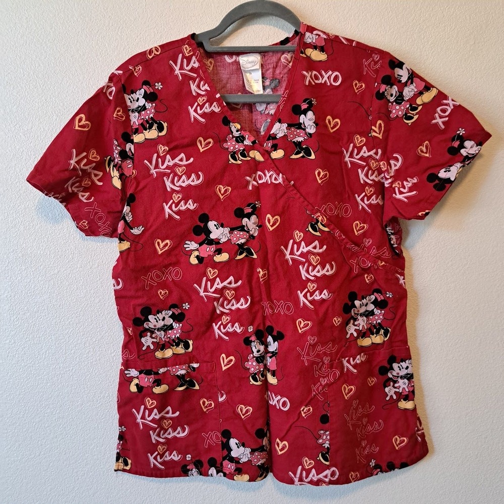 Disney Mickey‎ Minnie Mouse Red Kiss XOXO Scrub Top V-Neck Mock Wrap Womens Med